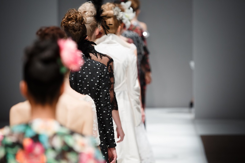 https://flowersstalbans.co.uk/blog/peony-flowers-a-tapestry-of-symbolism-and-colorful-interpretations/